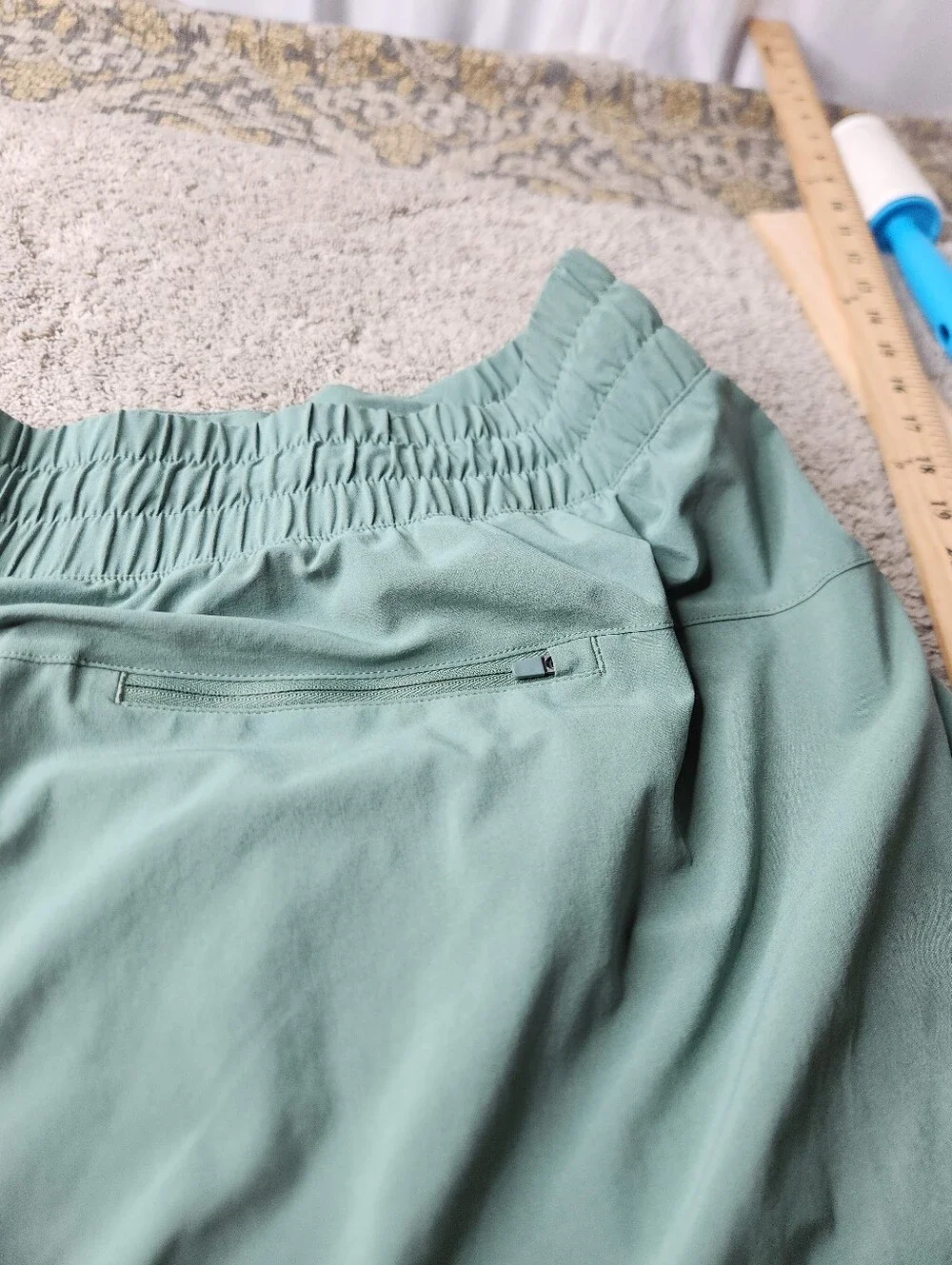 Women's Active Light Mid-Rise Cargo Joggers - All In Motion Moss Green 3X - Picture 11 of 15